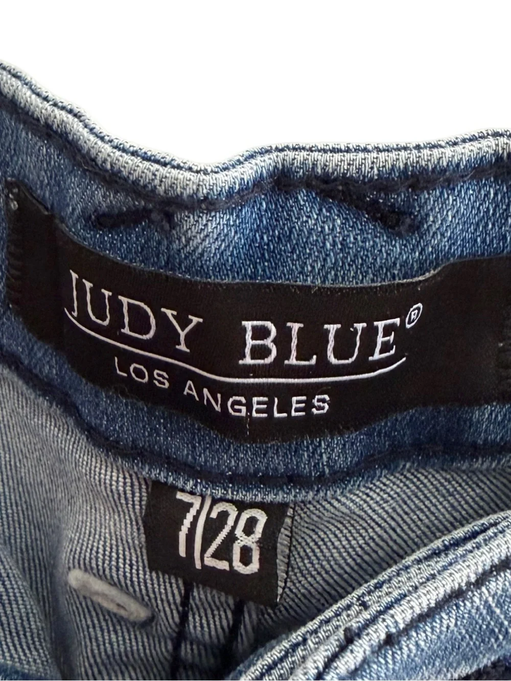 Judy Blue Relaxed Fit Distressed Hem Jeans Size 7/28 Medium Wash